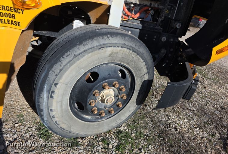 image for item FI0770 2021 Lion C electric school bus