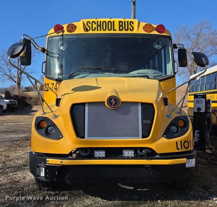 image for item FI0771 2021 Lion C electric school bus