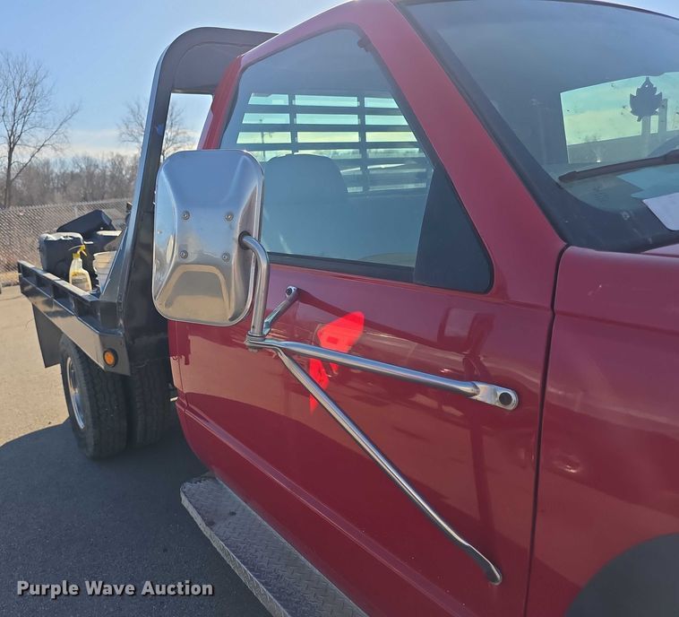 image for item FI0802 2000 Chevrolet K3500 flatbed pickup truck