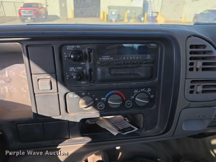 image for item FI0802 2000 Chevrolet K3500 flatbed pickup truck