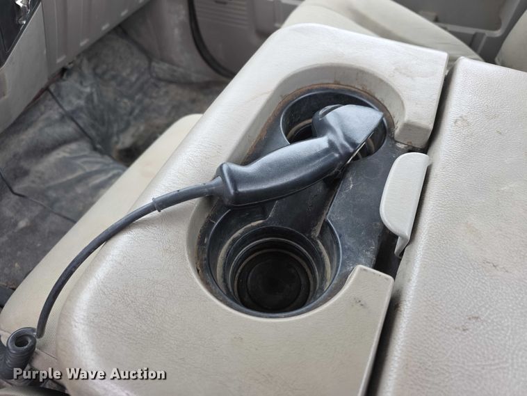 image for item FI0818 2008 Ford F350 Super Duty XL pickup truck