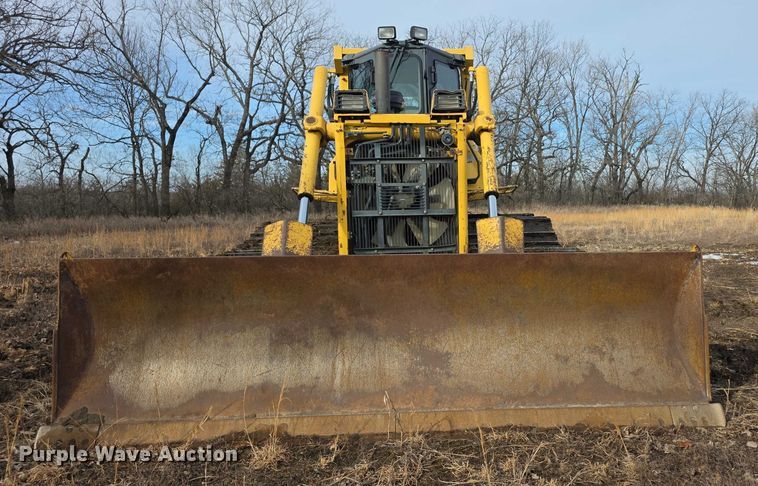 image for item FI0820 2006 Komatsu D65PX-15 dozer