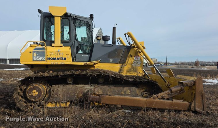 image for item FI0820 2006 Komatsu D65PX-15 dozer