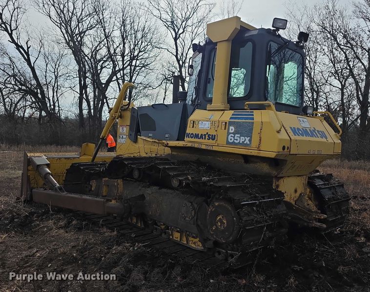 image for item FI0820 2006 Komatsu D65PX-15 dozer