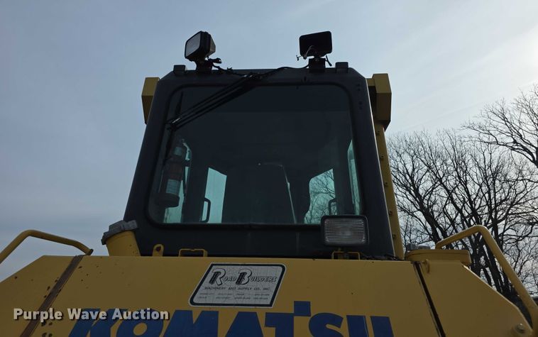 image for item FI0820 2006 Komatsu D65PX-15 dozer