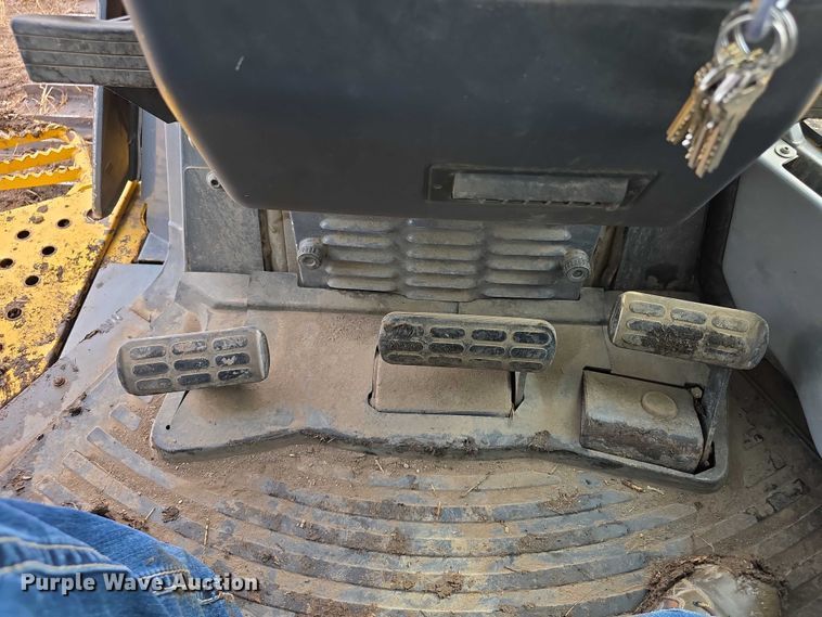 image for item FI0820 2006 Komatsu D65PX-15 dozer