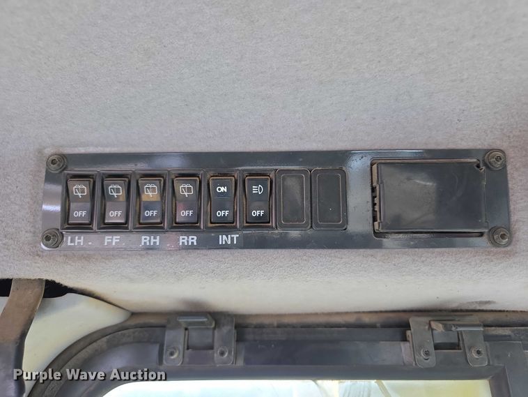 image for item FI0820 2006 Komatsu D65PX-15 dozer