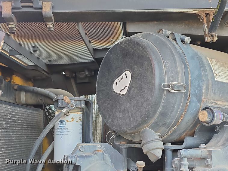 image for item FI0820 2006 Komatsu D65PX-15 dozer