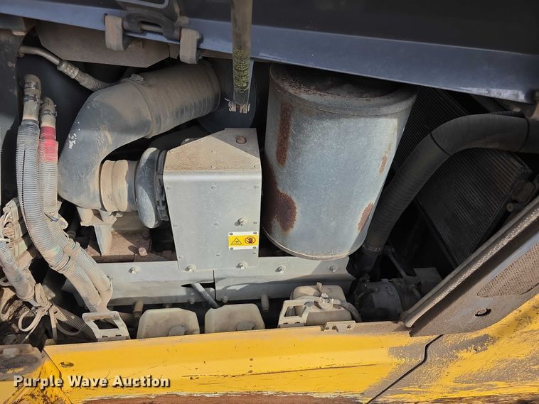 image for item FI0820 2006 Komatsu D65PX-15 dozer