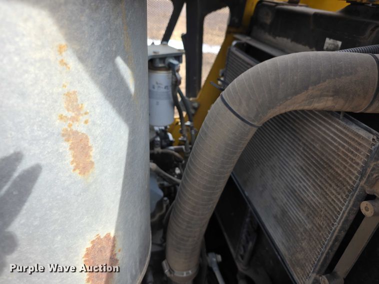 image for item FI0820 2006 Komatsu D65PX-15 dozer