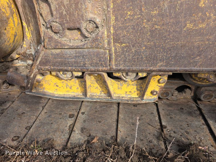 image for item FI0820 2006 Komatsu D65PX-15 dozer