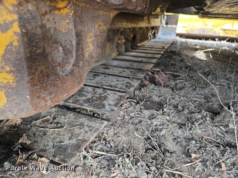 image for item FI0820 2006 Komatsu D65PX-15 dozer