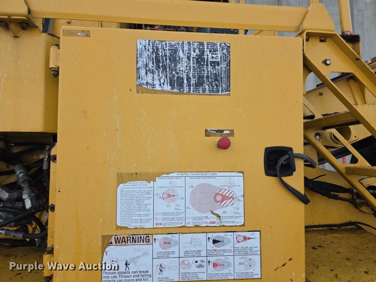 image for item FI0823 2013 Vermeer HG6000 horizontal grinder