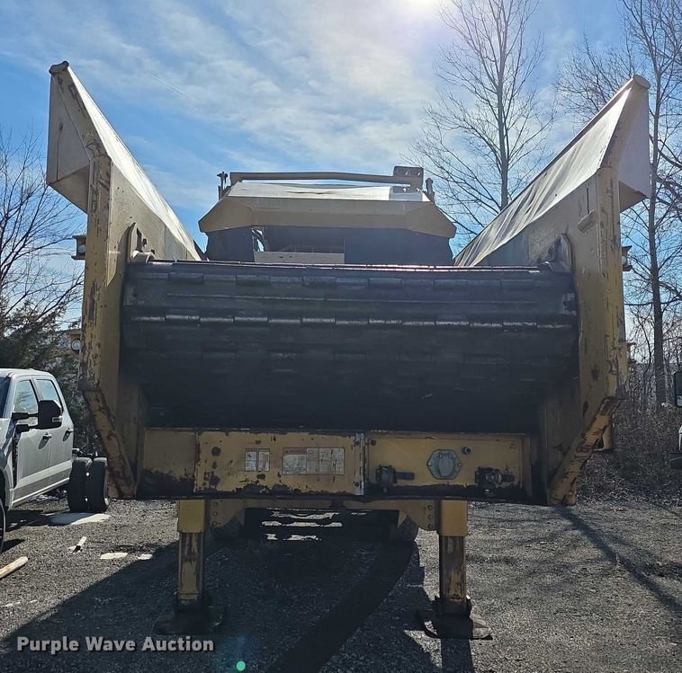 image for item FI0823 2013 Vermeer HG6000 horizontal grinder