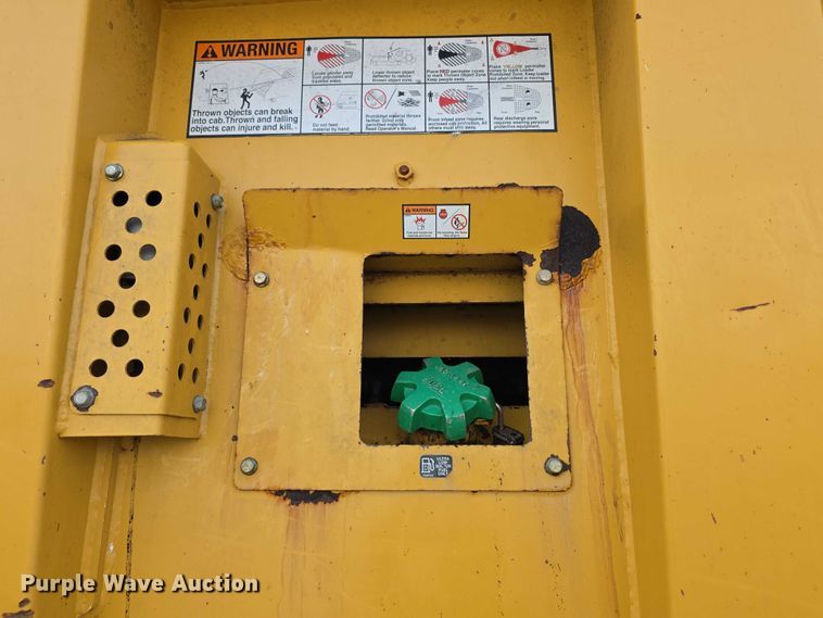 image for item FI0823 2013 Vermeer HG6000 horizontal grinder