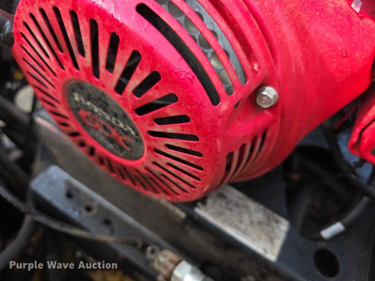 image for item FI0823 2013 Vermeer HG6000 horizontal grinder