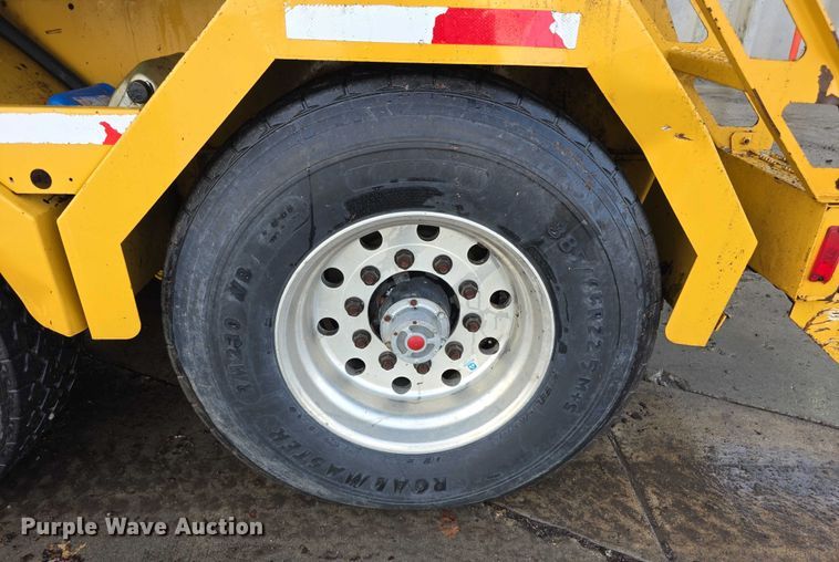 image for item FI0823 2013 Vermeer HG6000 horizontal grinder