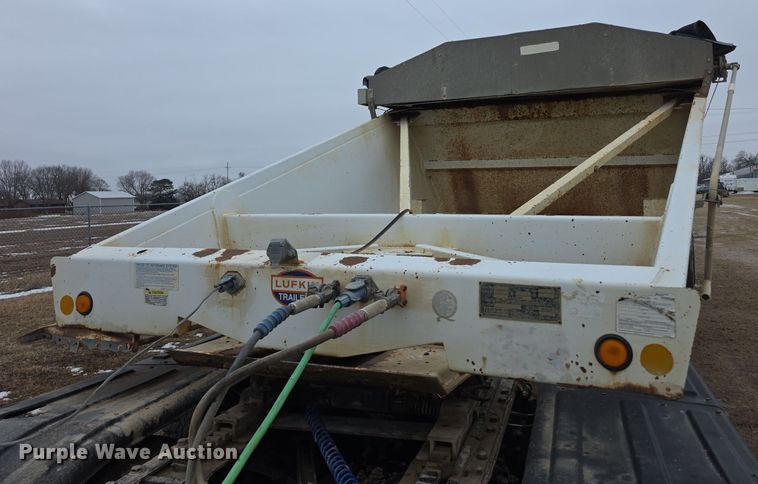 image for item FI0824 2004 Lufkin TBD4020 bottom dump trailer