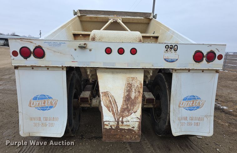 image for item FI0824 2004 Lufkin TBD4020 bottom dump trailer