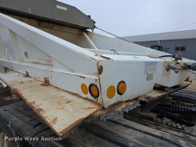 image for item FI0824 2004 Lufkin TBD4020 bottom dump trailer