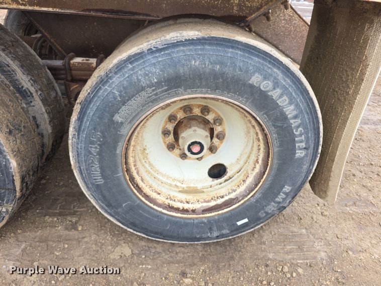 image for item FI0824 2004 Lufkin TBD4020 bottom dump trailer