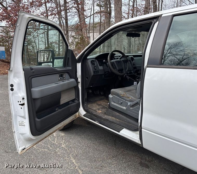 image for item FI1625 2011 Ford F150 XL Ext. Cab pickup truck