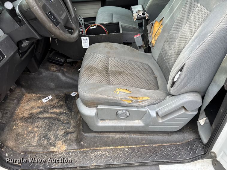 image for item FI1625 2011 Ford F150 XL Ext. Cab pickup truck