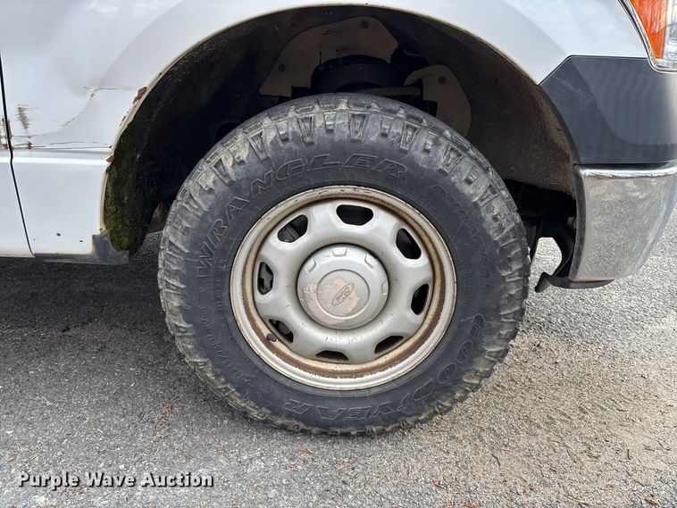 image for item FI1625 2011 Ford F150 XL Ext. Cab pickup truck