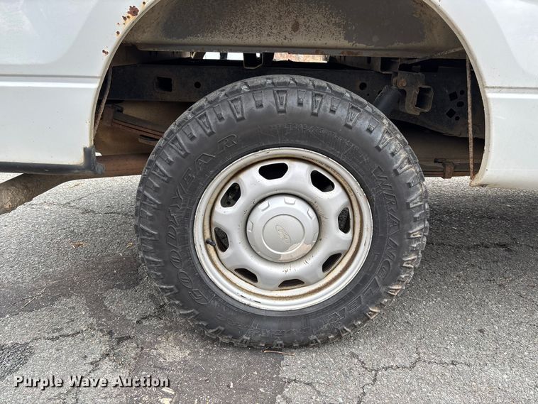 image for item FI1625 2011 Ford F150 XL Ext. Cab pickup truck