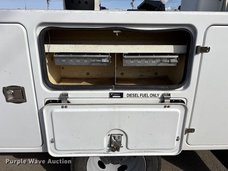 image for item FK1126 2012 Ford F-550 bucket truck