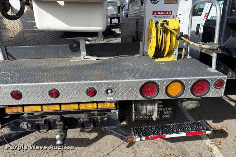 image for item FK1126 2012 Ford F-550 bucket truck