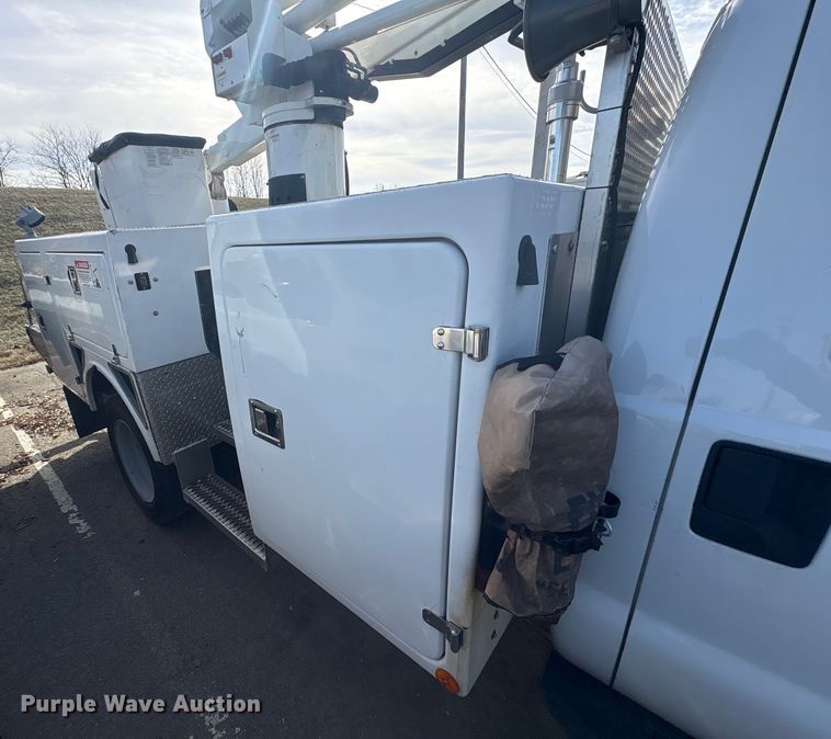 image for item FK1126 2012 Ford F-550 bucket truck