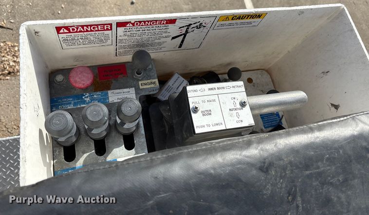 image for item FK1126 2012 Ford F-550 bucket truck