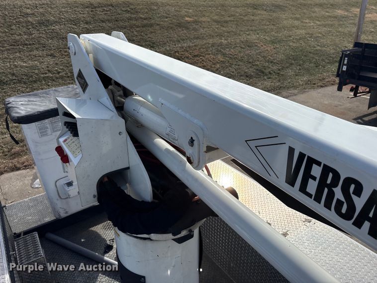 image for item FK1126 2012 Ford F-550 bucket truck