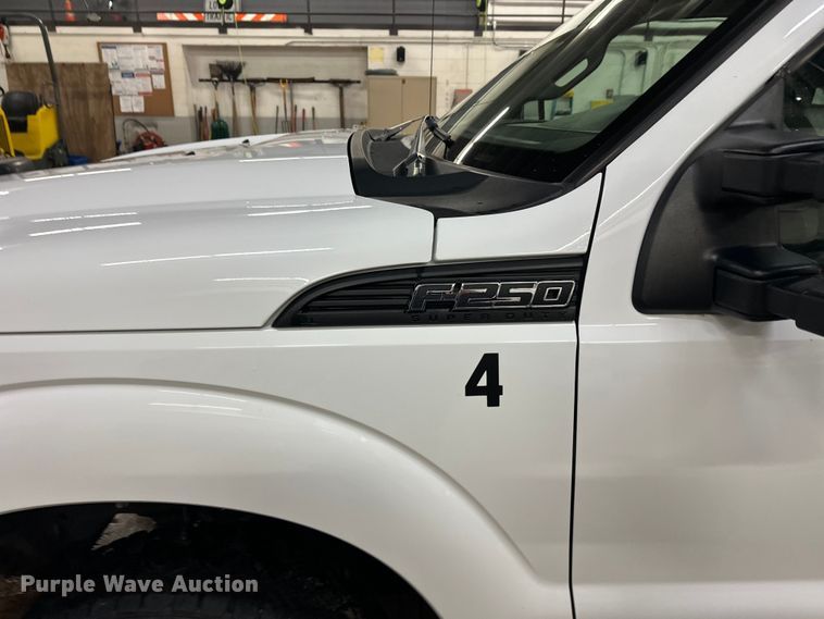 image for item FK1523 2011 Ford F250 Super Duty pickup truck