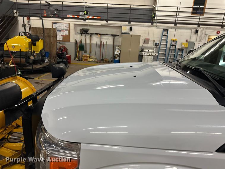 image for item FK1523 2011 Ford F250 Super Duty pickup truck