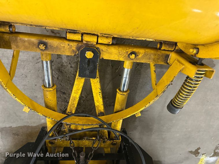 image for item FK1523 2011 Ford F250 Super Duty pickup truck