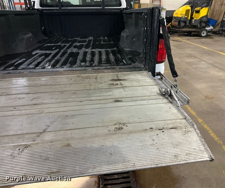 image for item FK1523 2011 Ford F250 Super Duty pickup truck