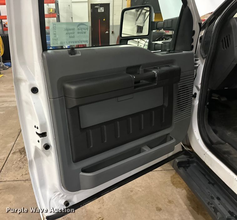 image for item FK1523 2011 Ford F250 Super Duty pickup truck