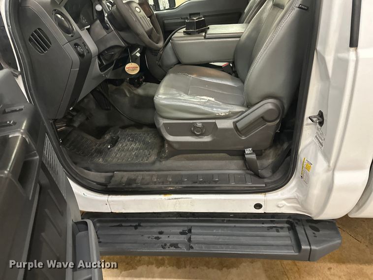 image for item FK1523 2011 Ford F250 Super Duty pickup truck