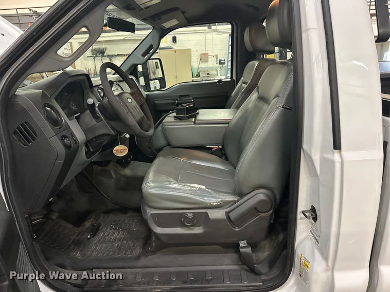 image for item FK1523 2011 Ford F250 Super Duty pickup truck