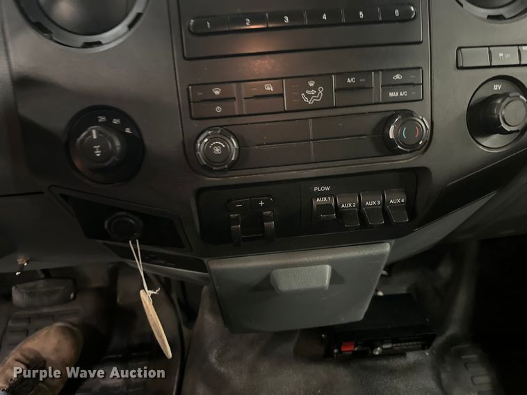 image for item FK1523 2011 Ford F250 Super Duty pickup truck