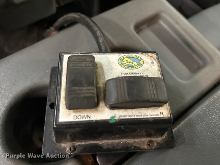 image for item FK1523 2011 Ford F250 Super Duty pickup truck