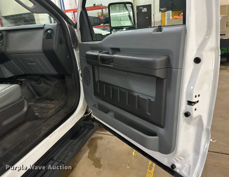 image for item FK1523 2011 Ford F250 Super Duty pickup truck