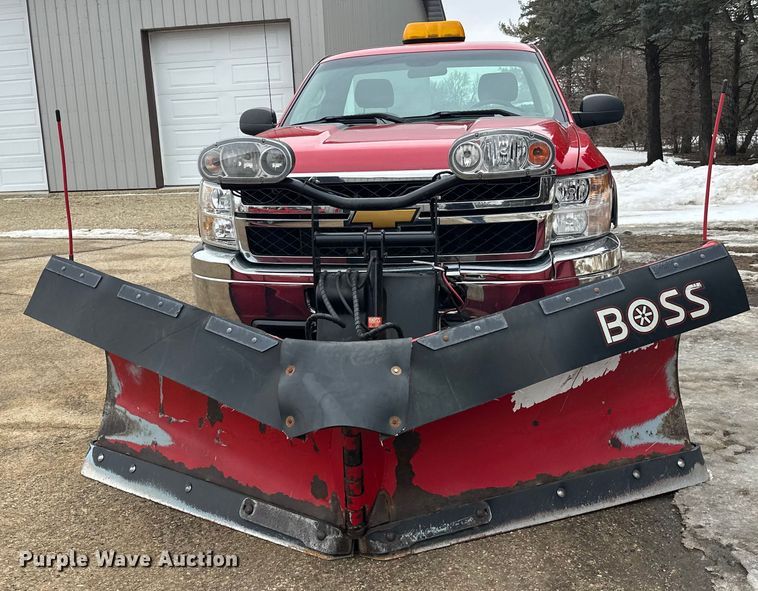 image for item FK1585 2013 Chevrolet Silverado 3500HD pickup truck