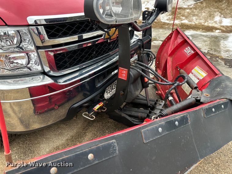 image for item FK1585 2013 Chevrolet Silverado 3500HD pickup truck