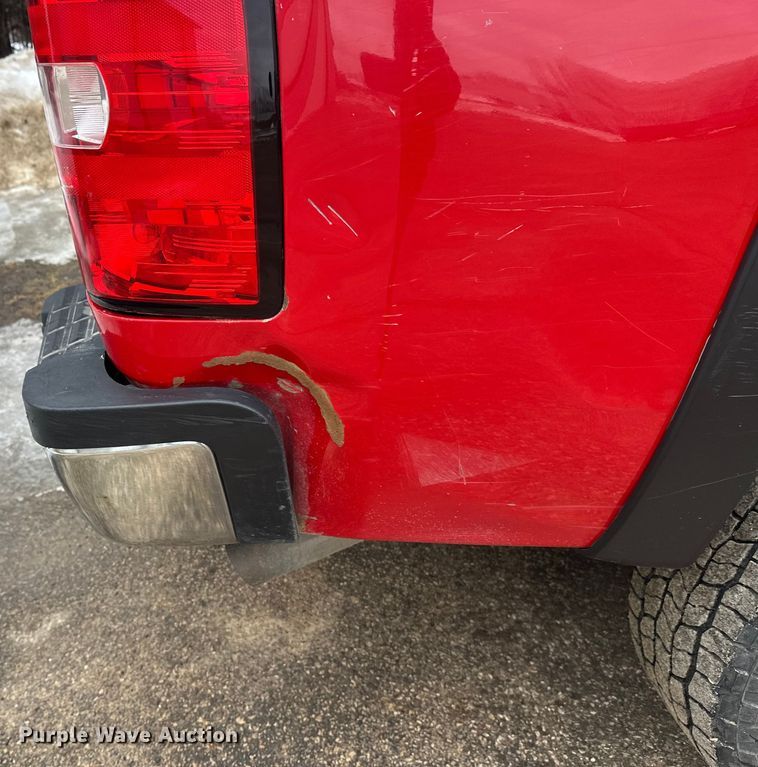 image for item FK1585 2013 Chevrolet Silverado 3500HD pickup truck