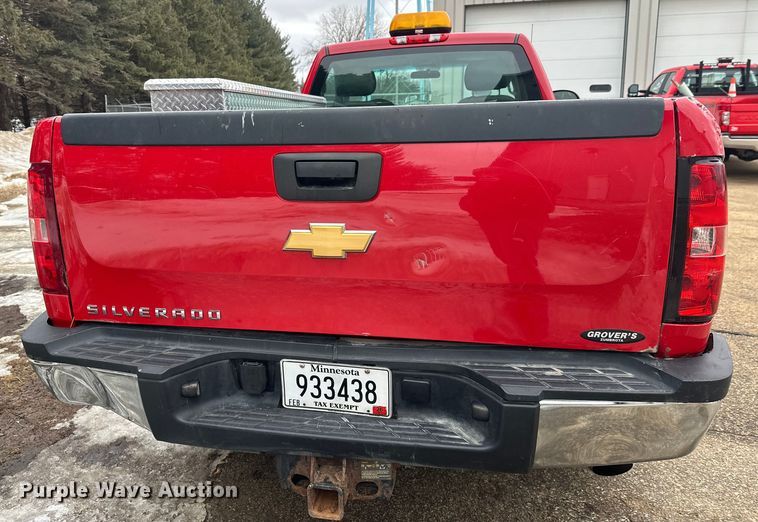 image for item FK1585 2013 Chevrolet Silverado 3500HD pickup truck