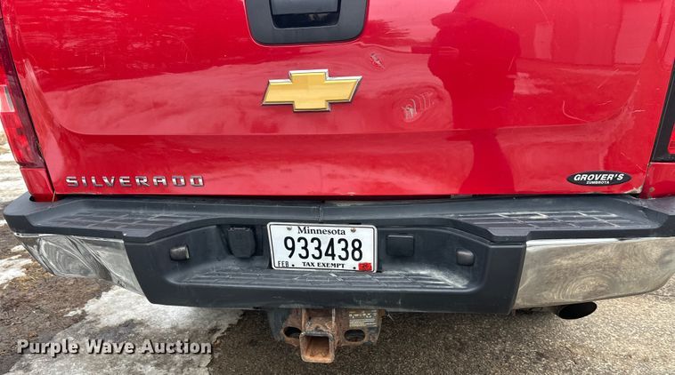 image for item FK1585 2013 Chevrolet Silverado 3500HD pickup truck