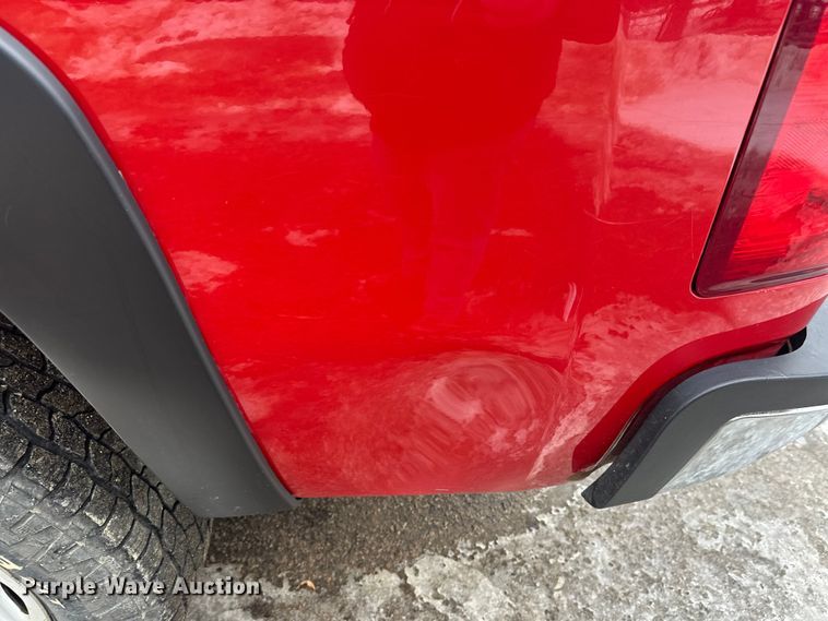 image for item FK1585 2013 Chevrolet Silverado 3500HD pickup truck